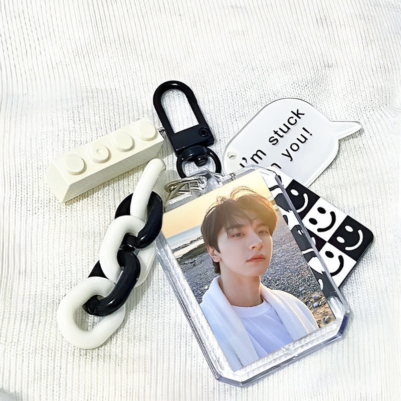 Lin Yi photo frame keychain