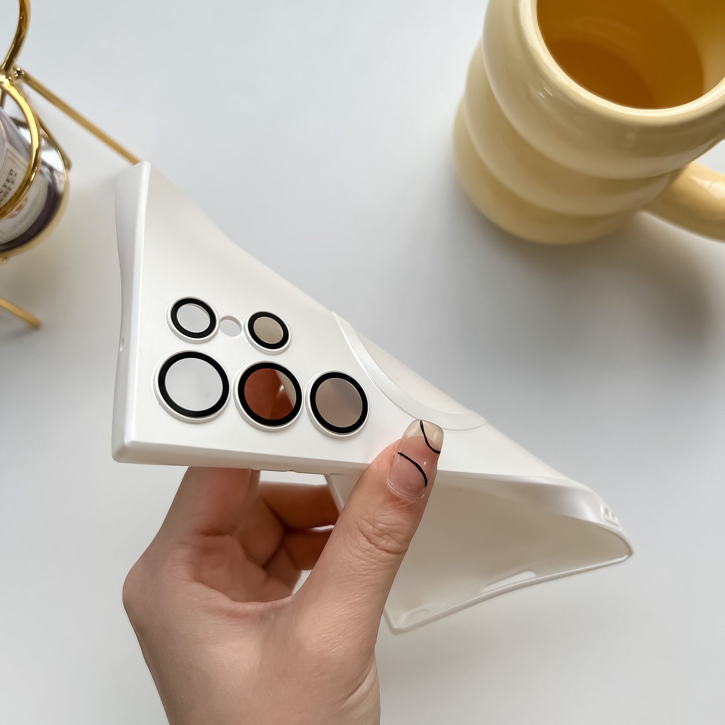 Liquid phone case