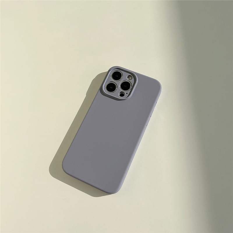 Liquid silicone phone case