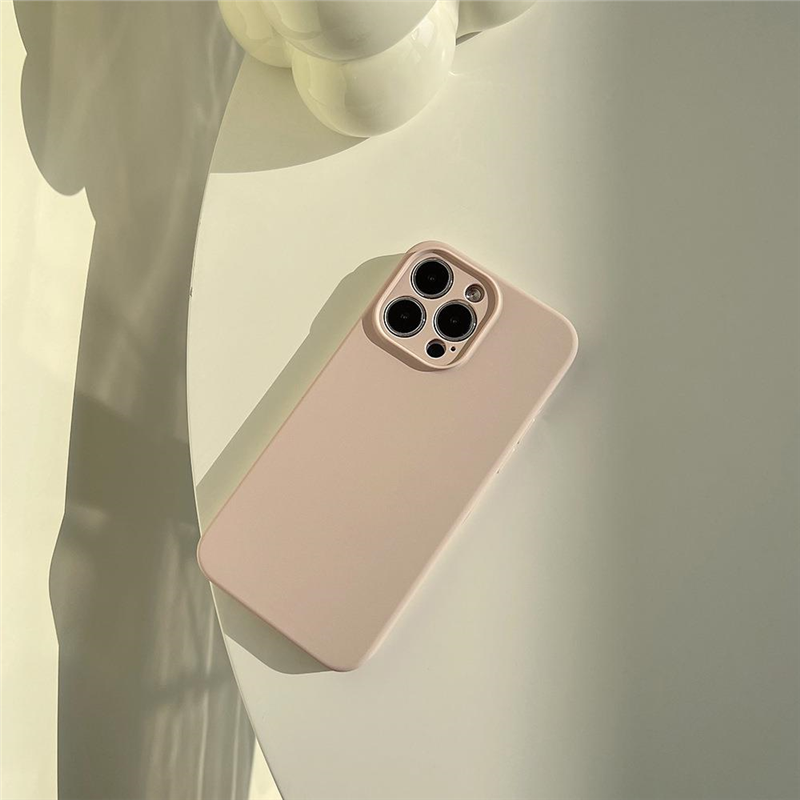Liquid silicone phone case