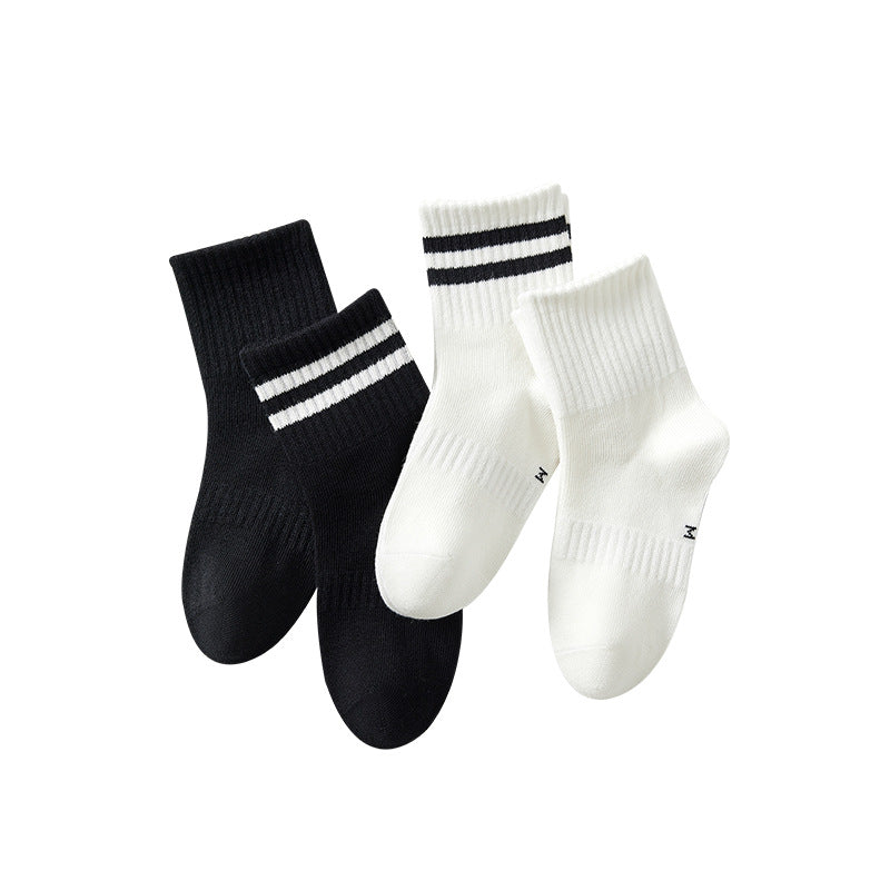 Little black boneless baby socks for big kids