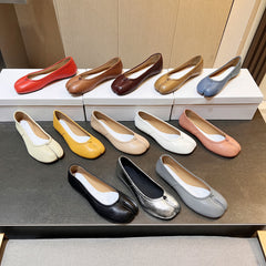 Black flat bottom