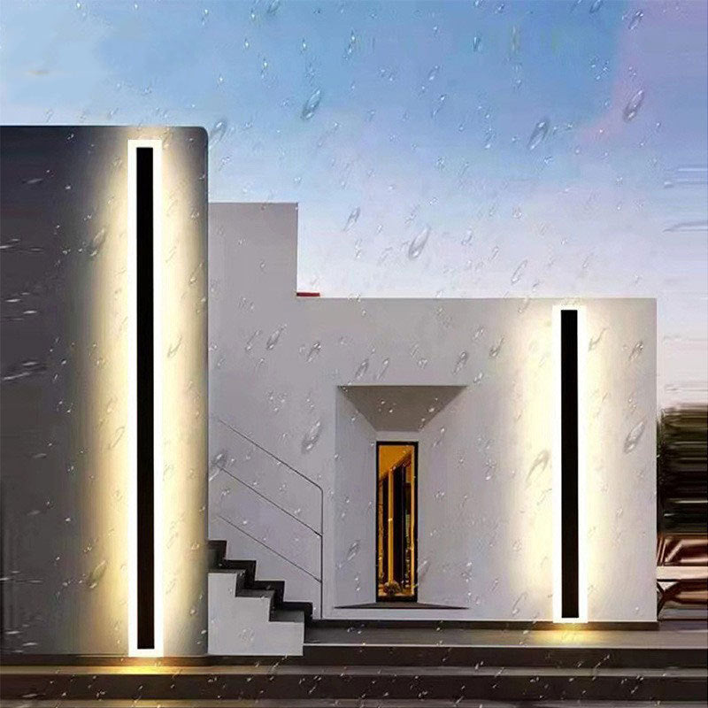 Long linear straight wall lamp