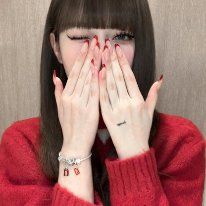 Long nail stickers that make your skin appear whiter