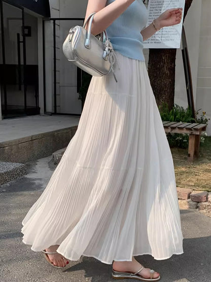 Long pleated skirt