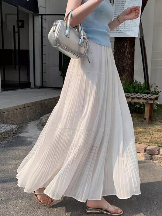 Long pleated skirt