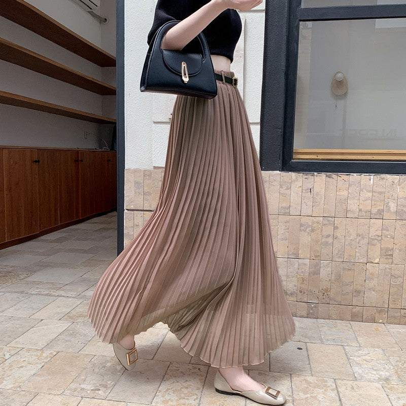 Long pleated skirt
