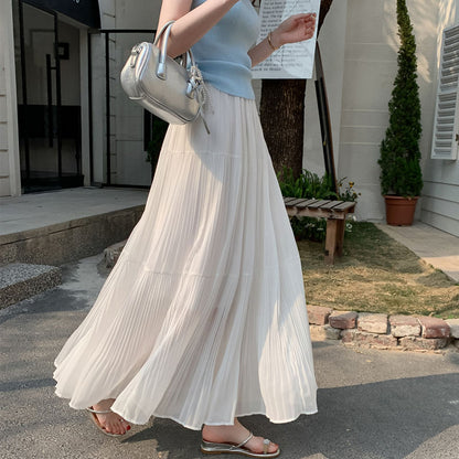 Long pleated skirt