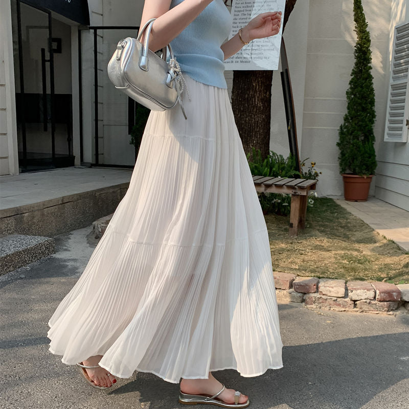 Long pleated skirt