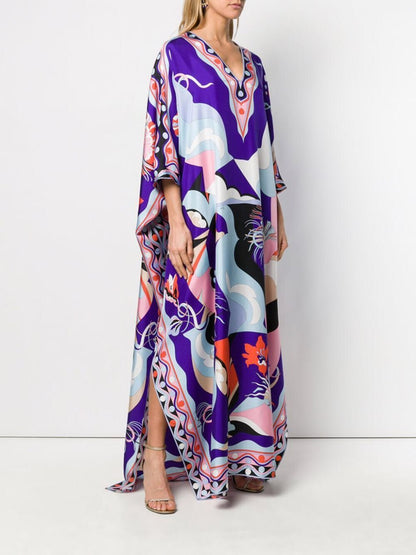 Long robe with V-neck and long skirt