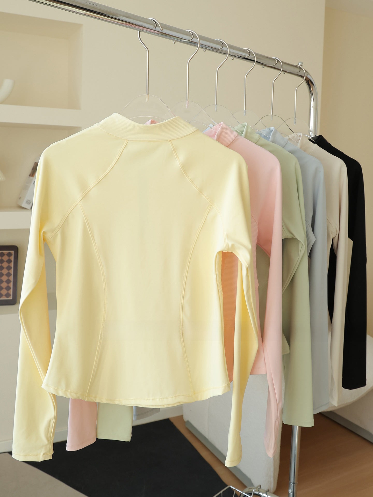 Long Sleeve Womens Yoga Top Quick Dry Fitness Wear