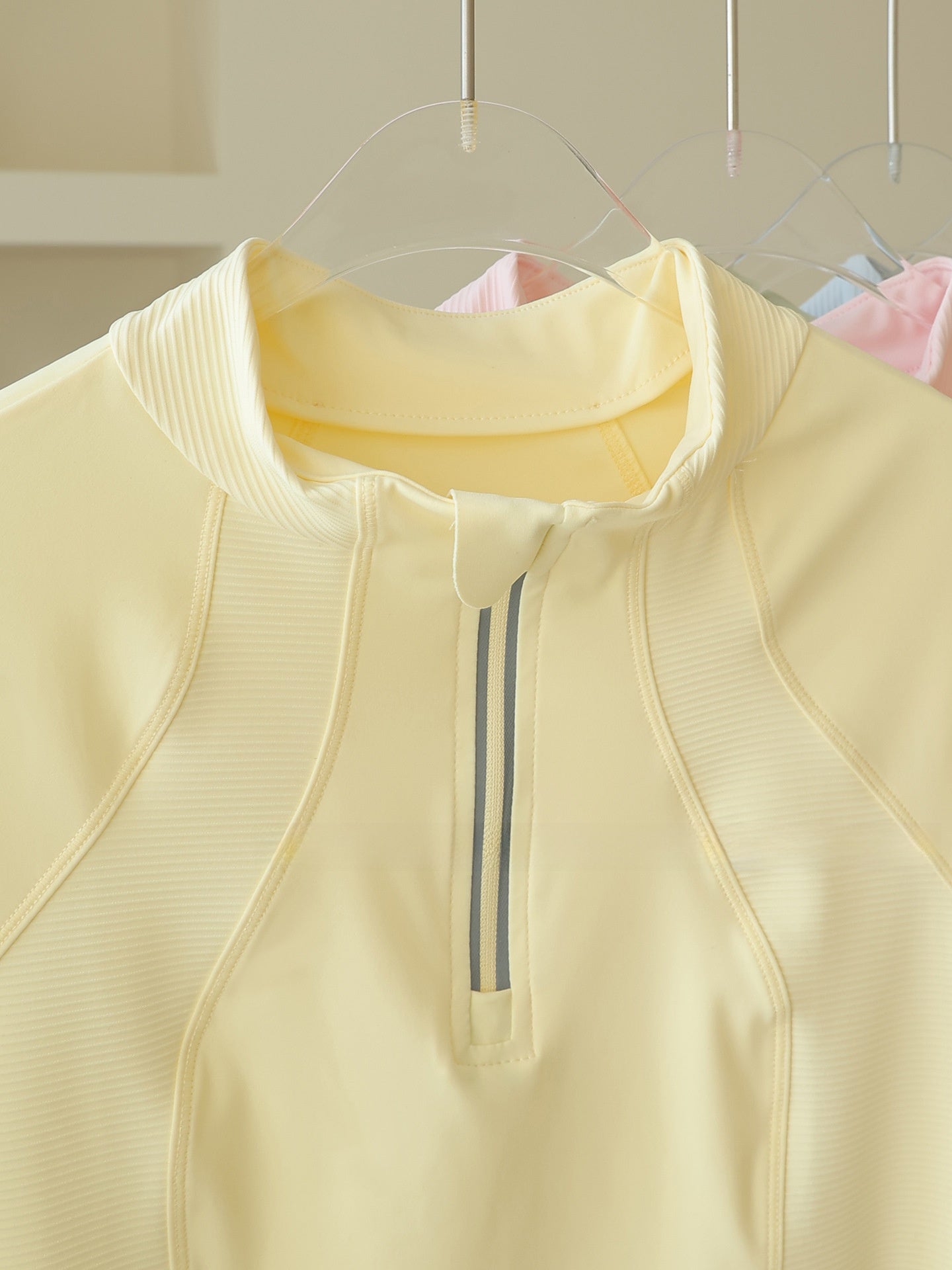 Long Sleeve Womens Yoga Top Quick Dry Fitness Wear