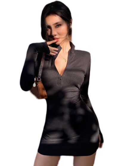 Long-sleeved bodycon dress