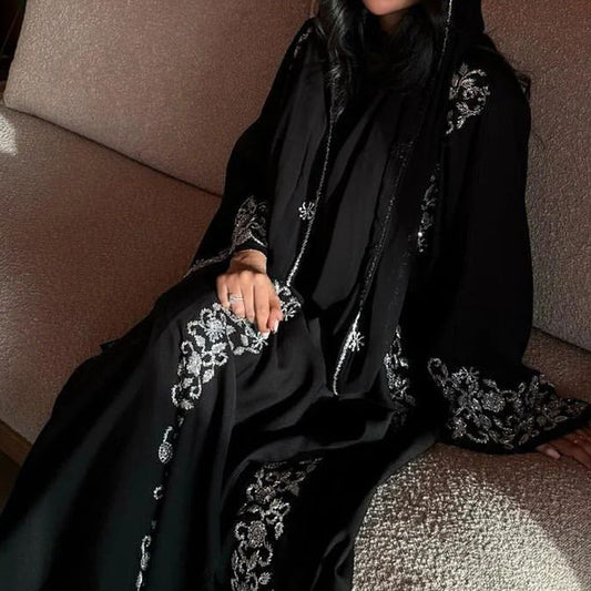 Long-sleeved dress