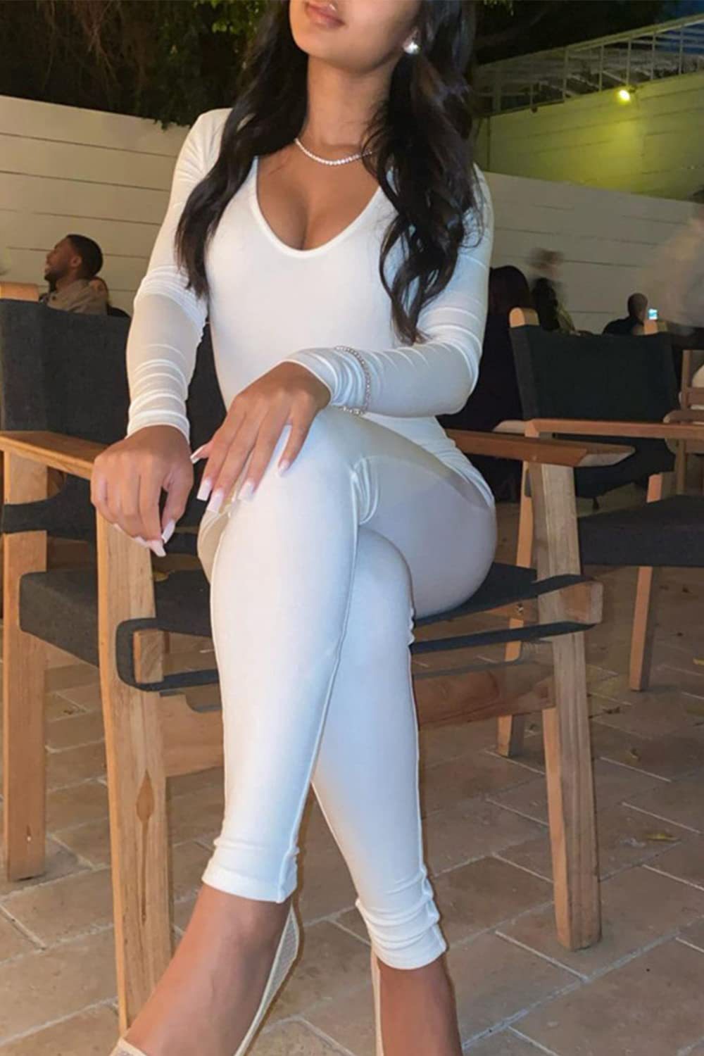 Long-sleeved, form-fitting and hip-lifting one-piece pants
