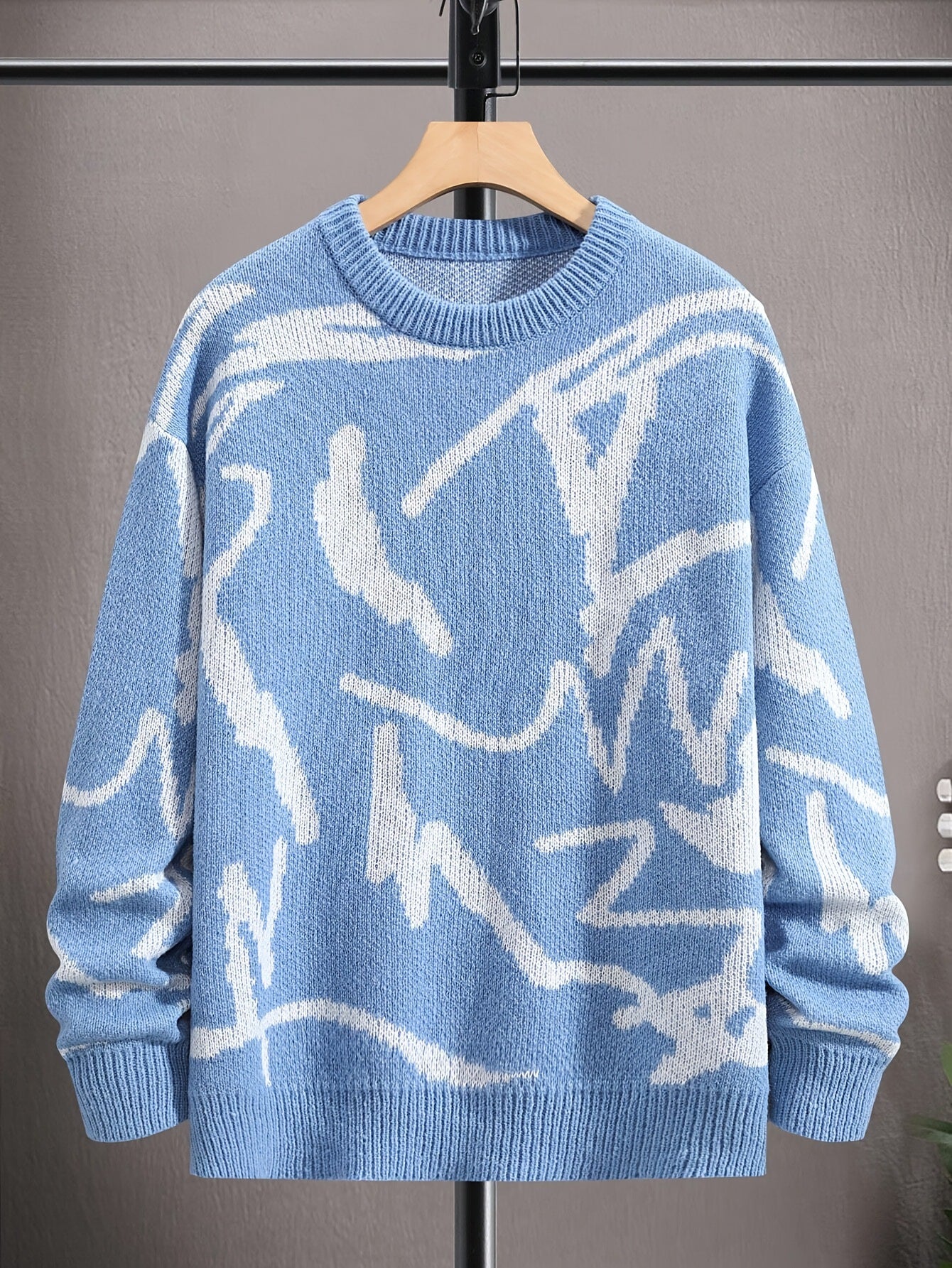 Long-sleeved hoodless hoodie