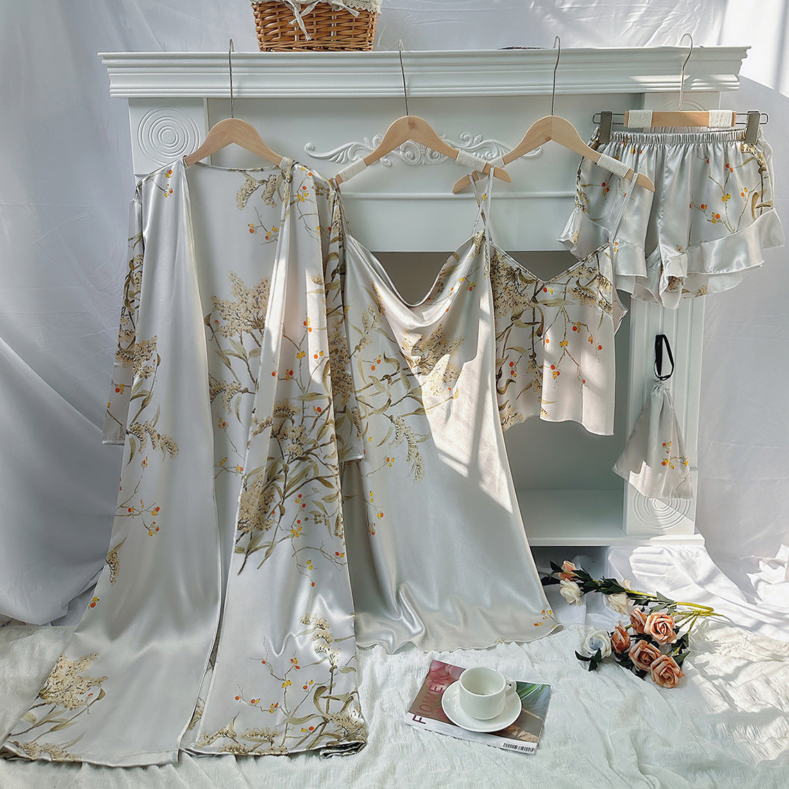 Long-sleeved pajama
