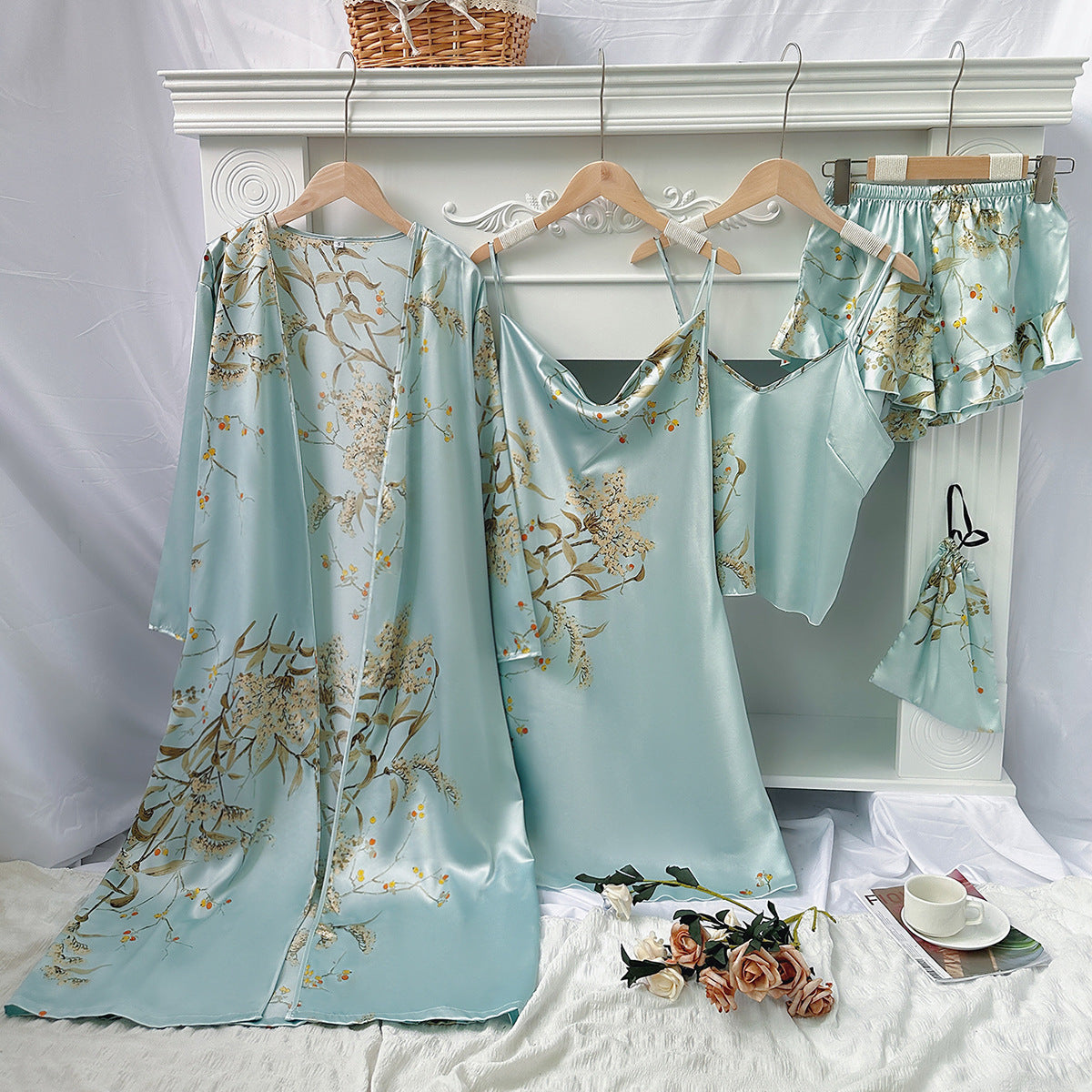 Long-sleeved pajama