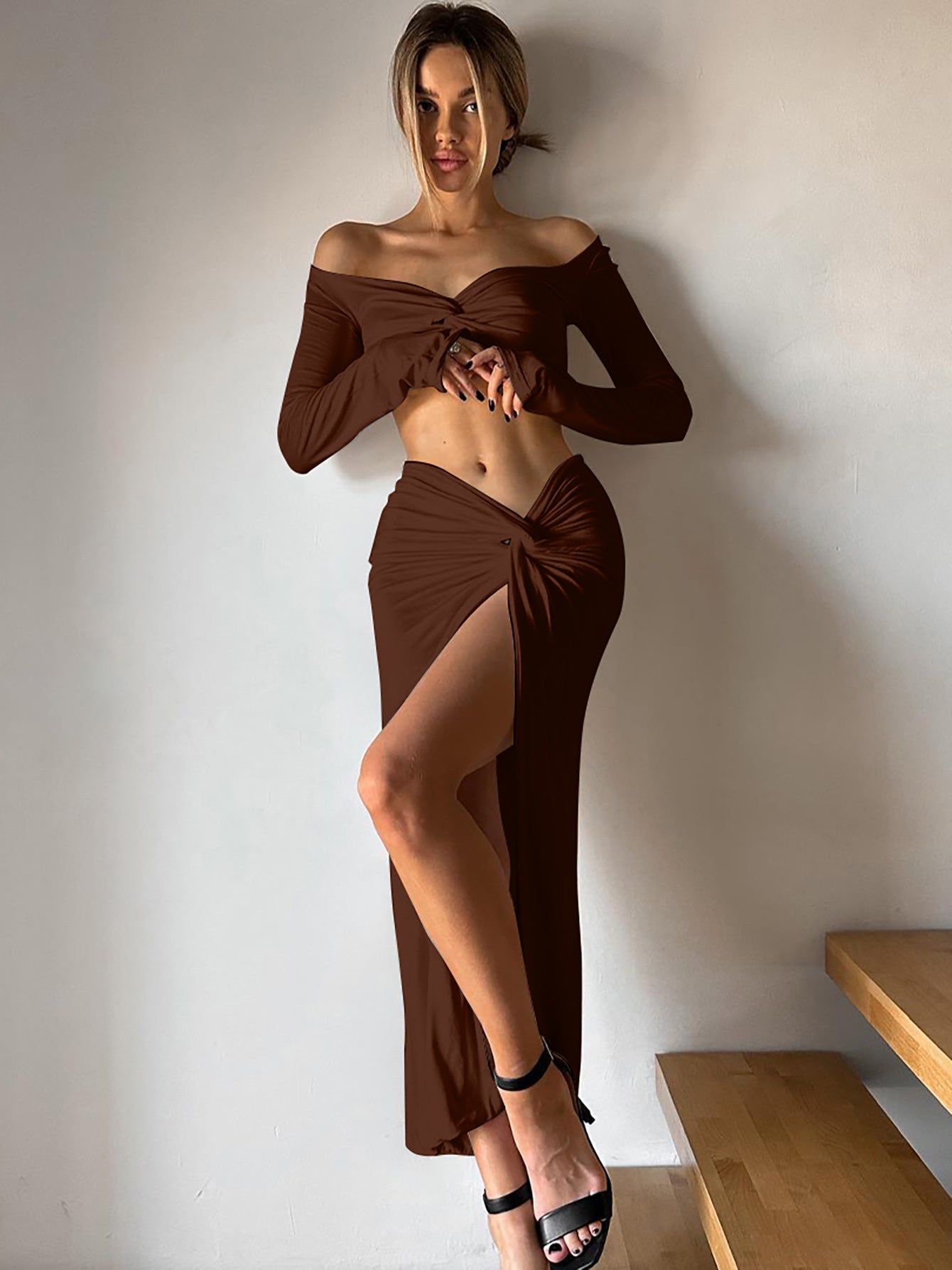 Long-Sleeved V Neck Suit