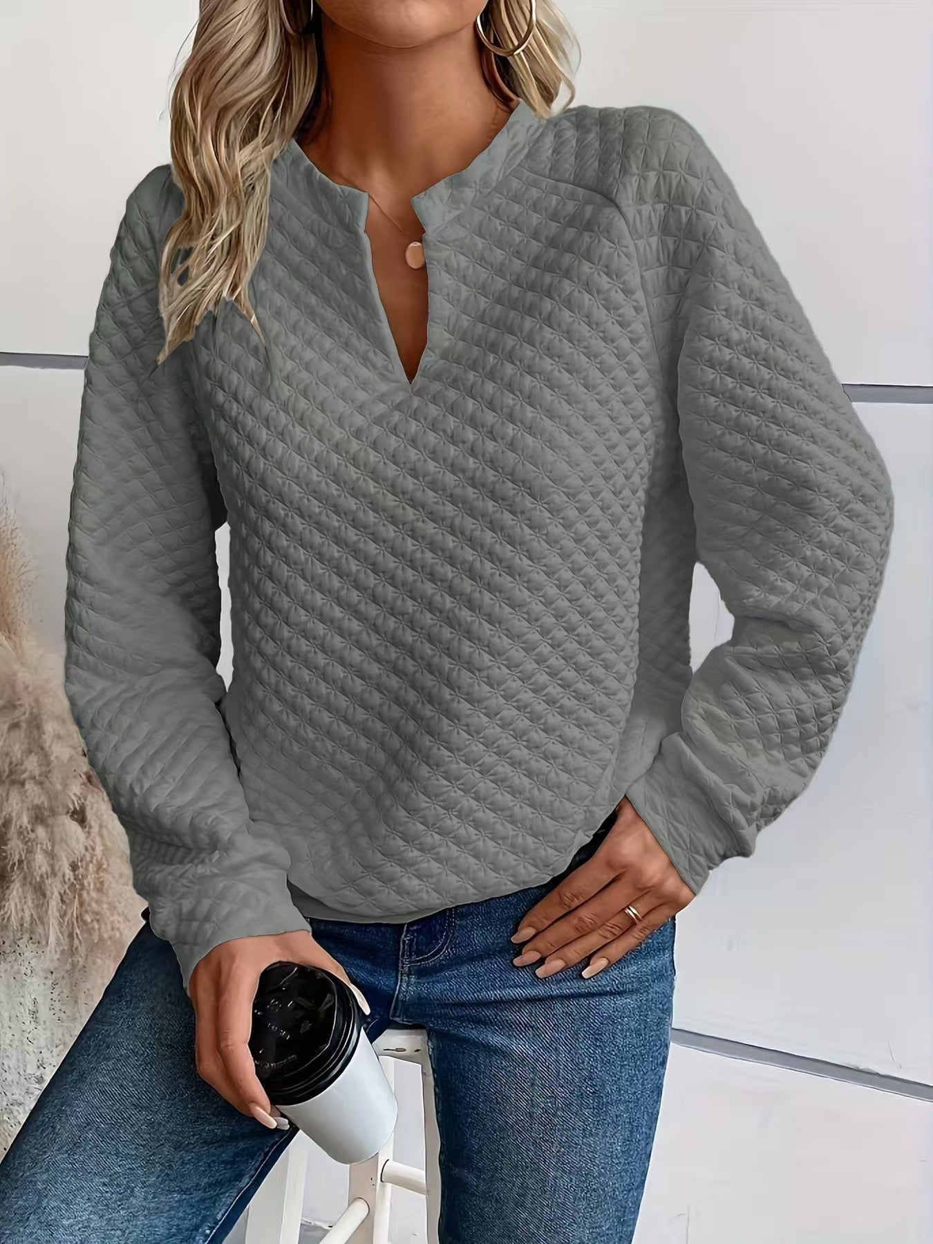 Long-Sleeved Women's Casual Sweatshirt