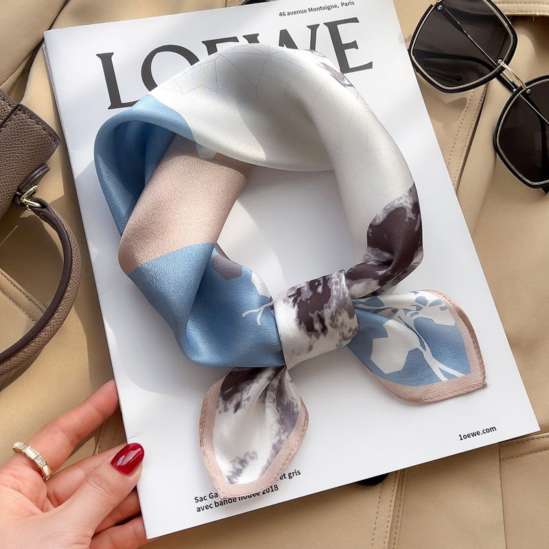 Long thin scarf