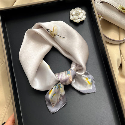 Long thin scarf