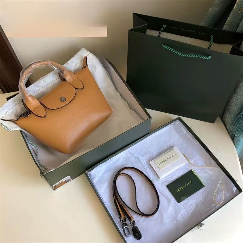Longxiang shoulder bag with a slouchy shape