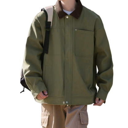 Loose and versatile button-down jacket