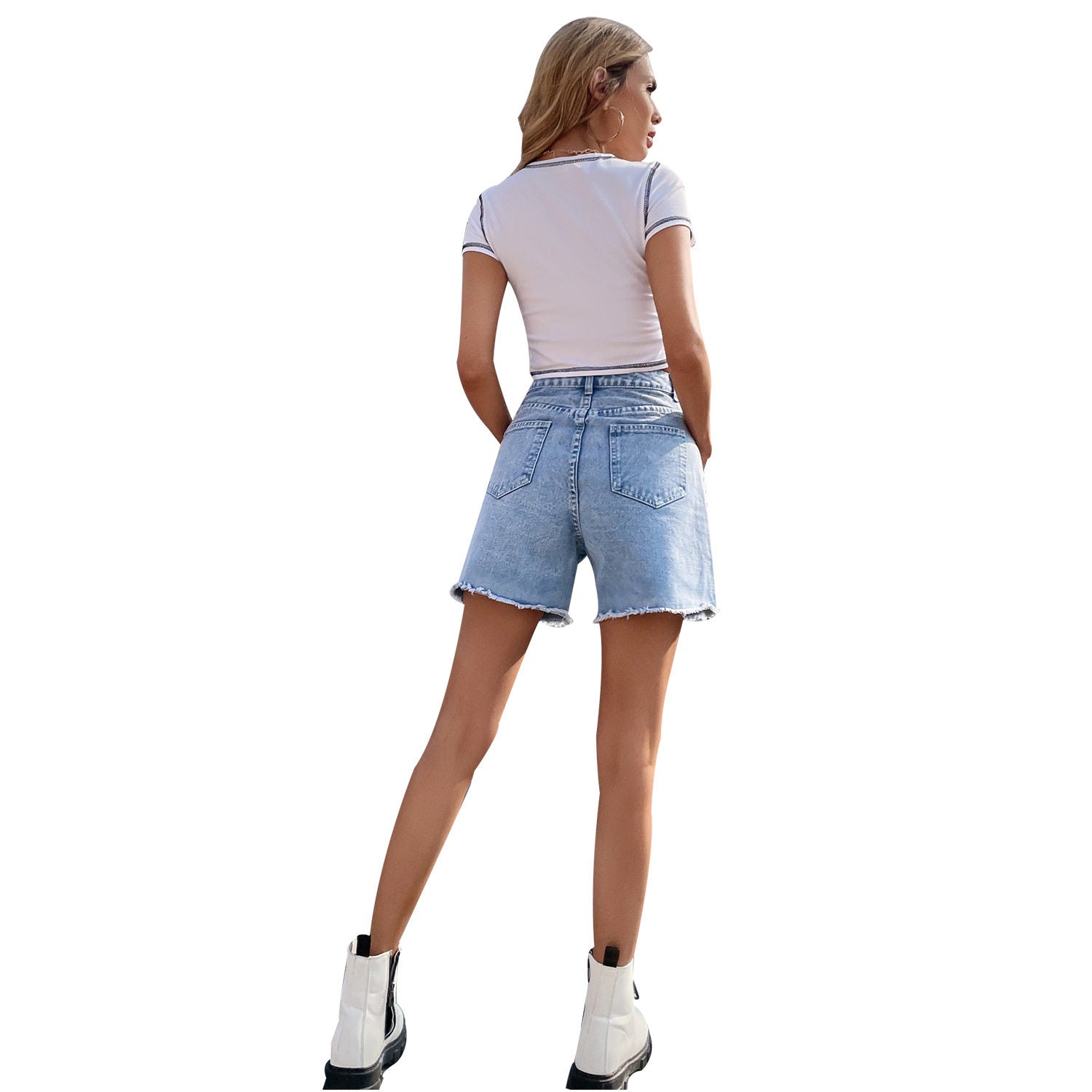 Loose casualdenim shorts