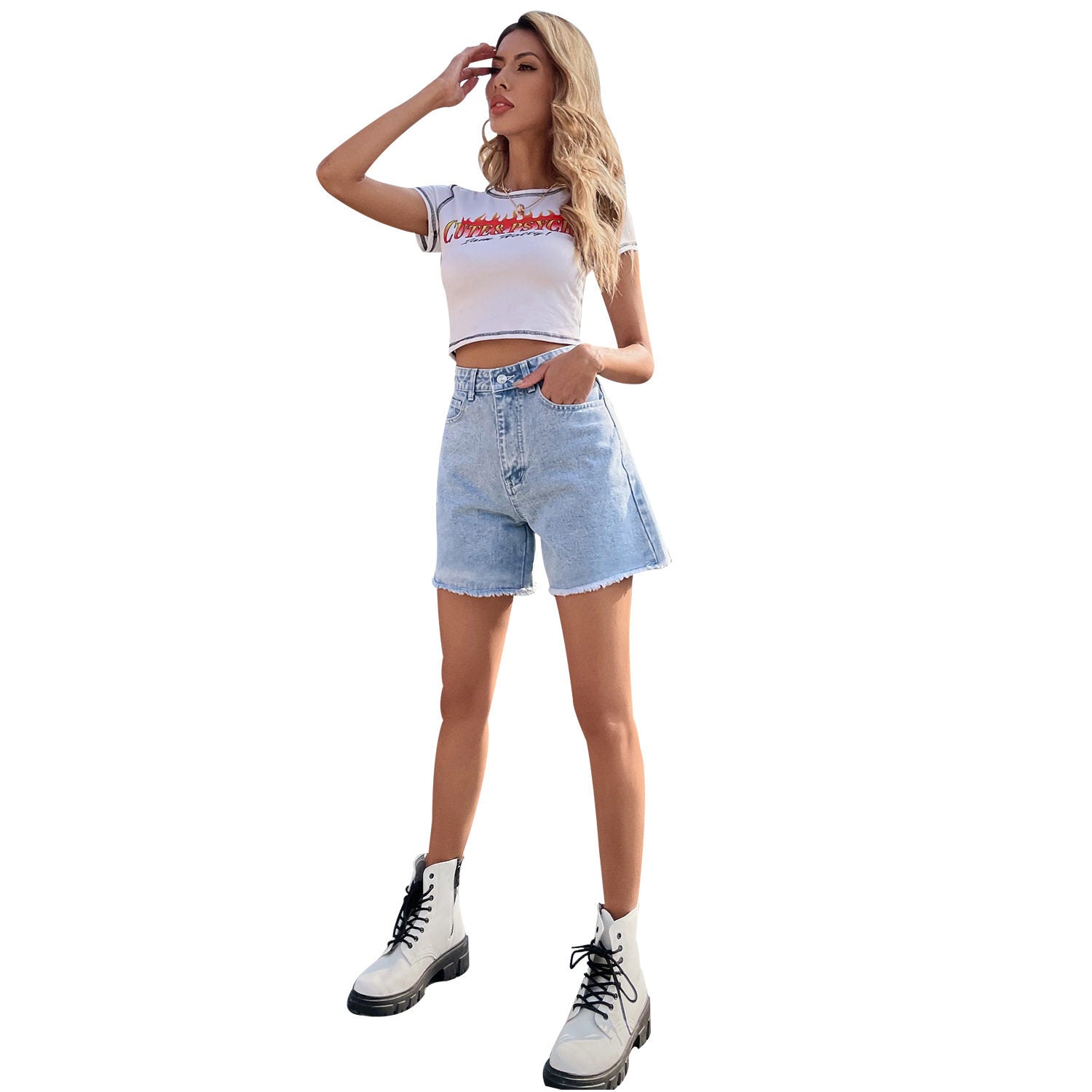 Loose casualdenim shorts
