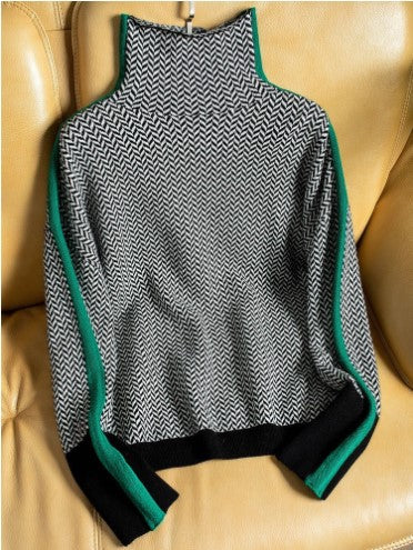 Loose Contrast Sleeve Turtleneck Sweater