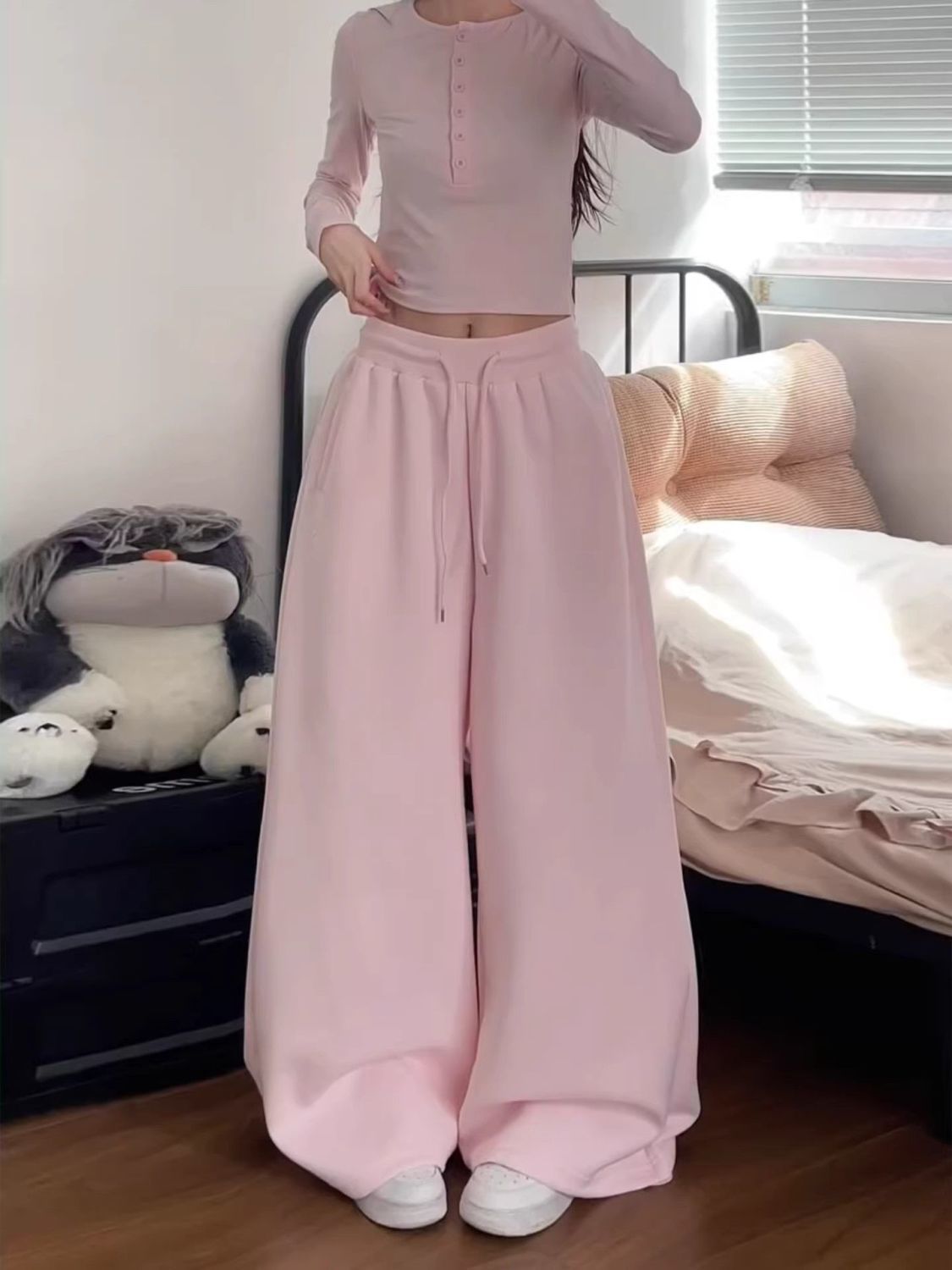 Loose Fit Drawstring Joggers
