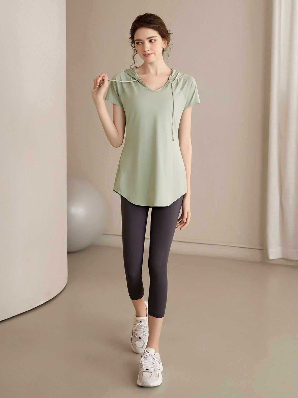 Loose Fit Hooded Quick Dry Sports T-shirt