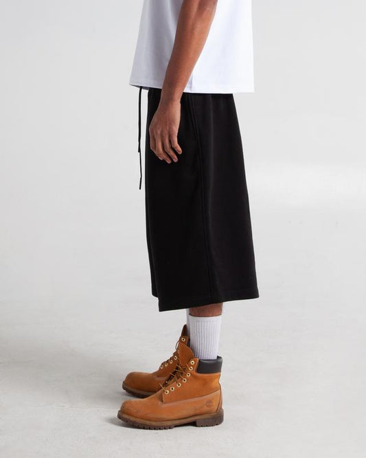 Loose-fitting capri cargo pants