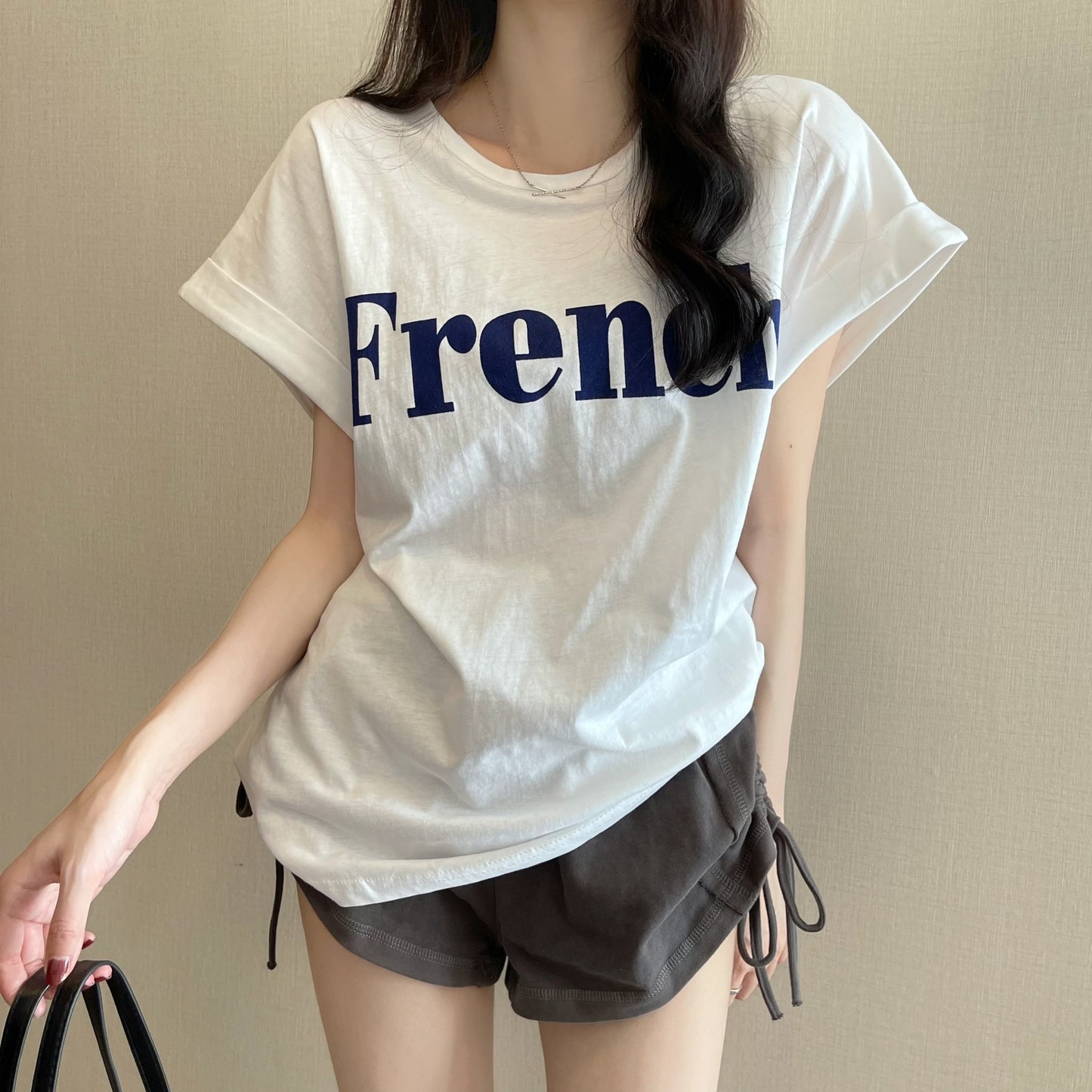 Loose-fitting short-sleeved T-shirt for women