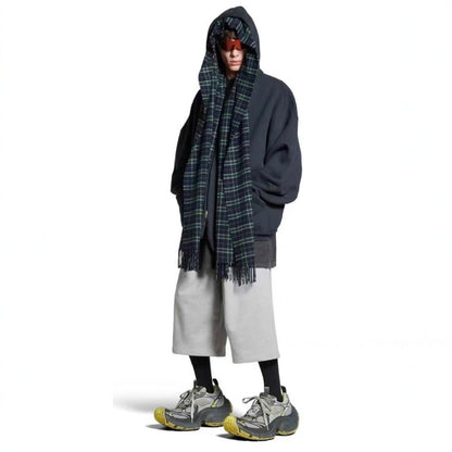 Loose-fitting sweatpants