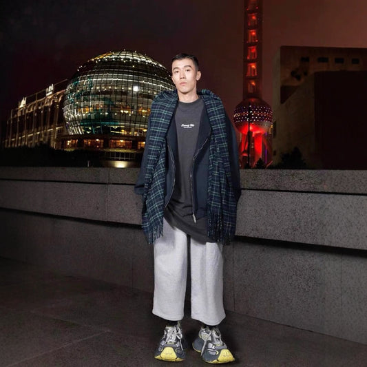 Loose-fitting sweatpants