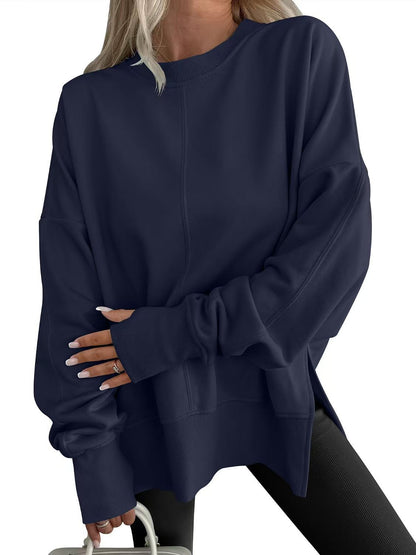 Loose-fitting sweatshirt with side slits and crew neck short sleeves