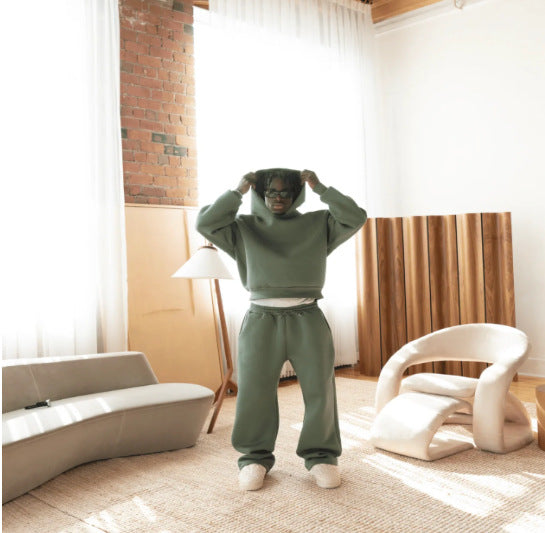 Loose fleece pullover with hood