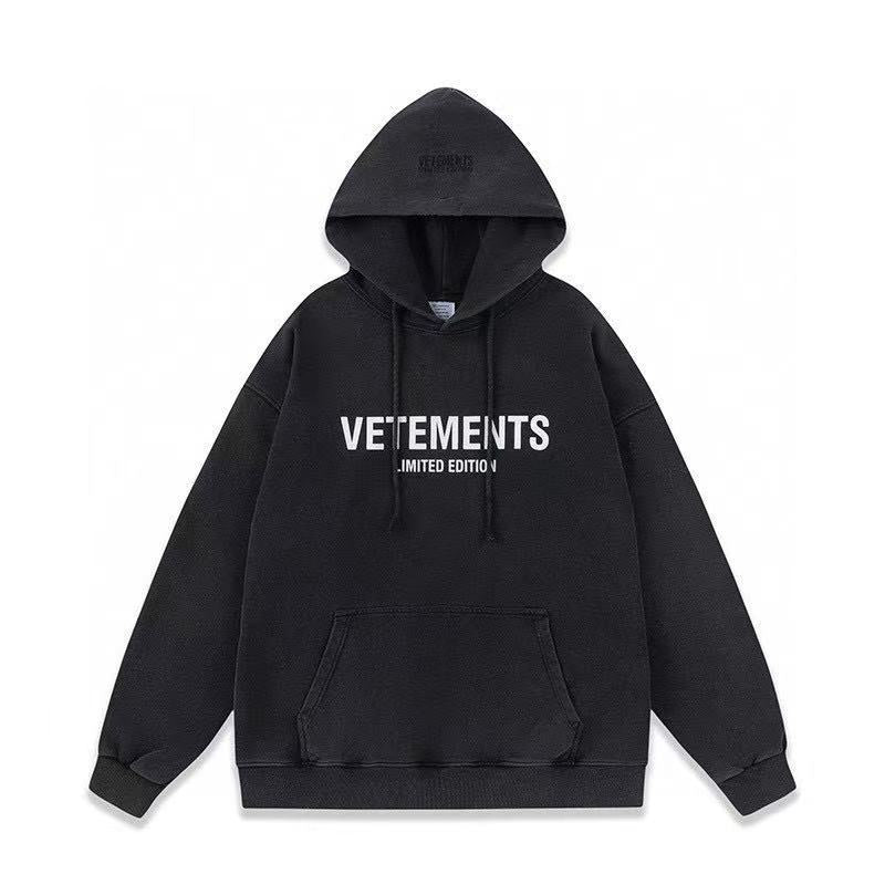 Loose hoodie and sweatshirt