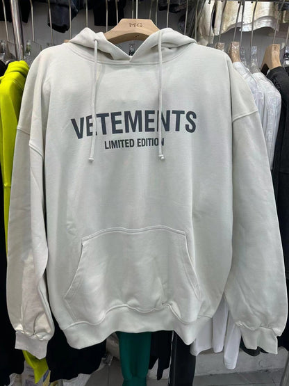 Loose hoodie and sweatshirt
