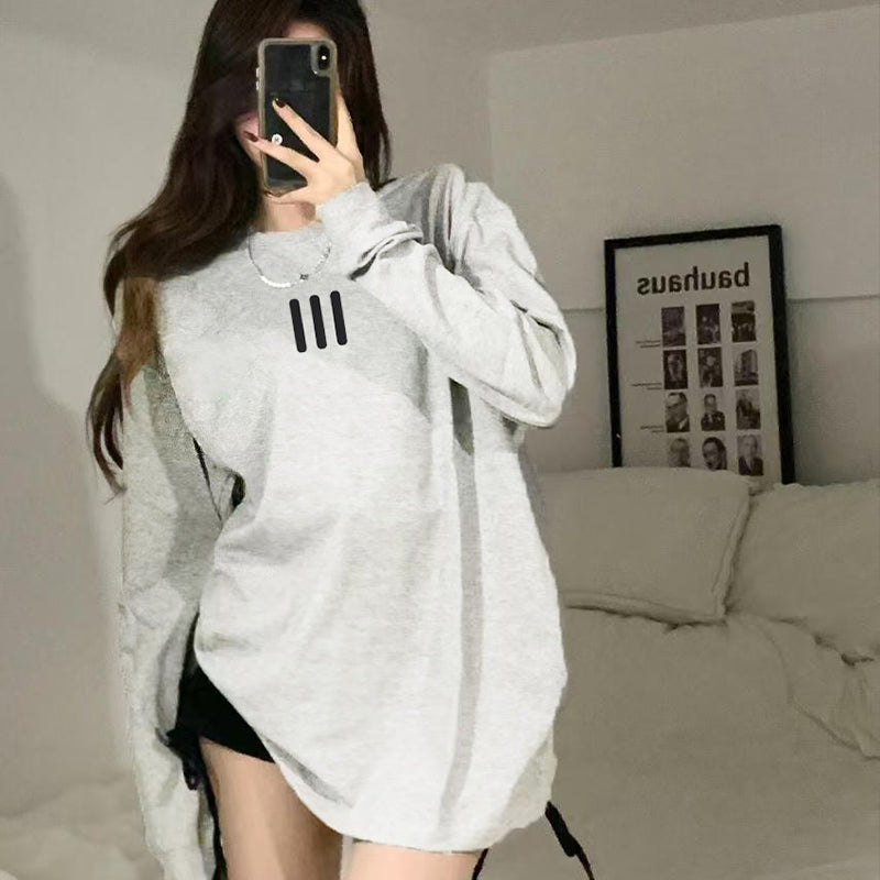 Loose long-sleeved T-shirt