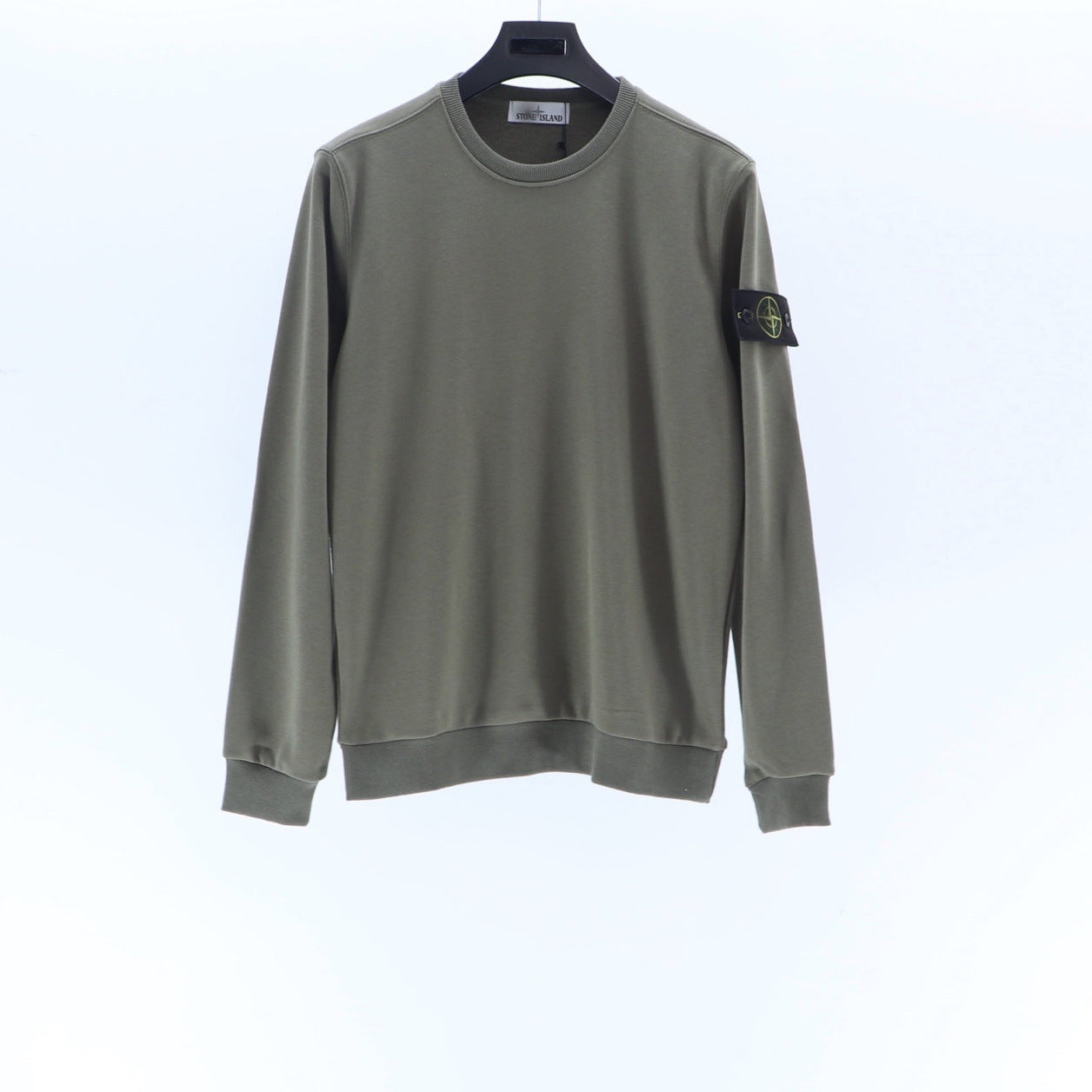 Loose men's sweatshirt