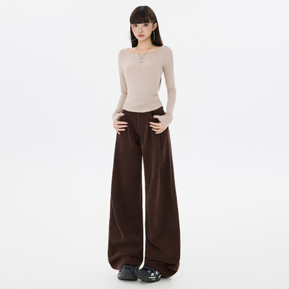 loose pants