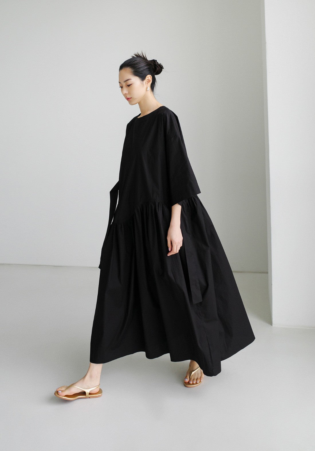 Loose Round Neck Knee Length Cotton Dress