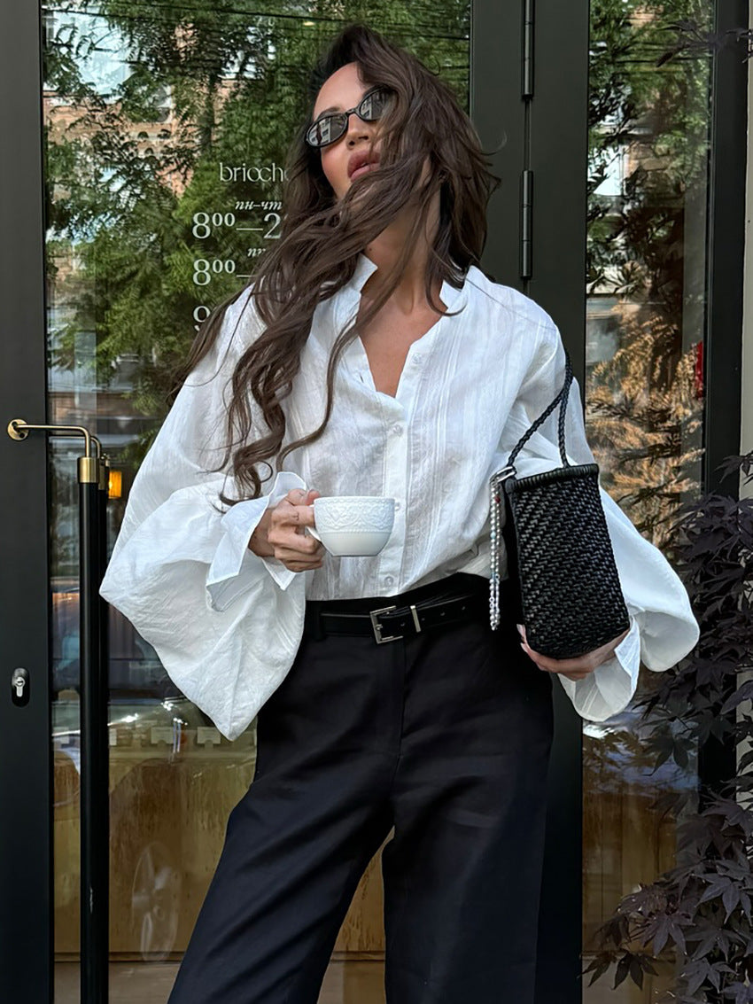 Loose shirt