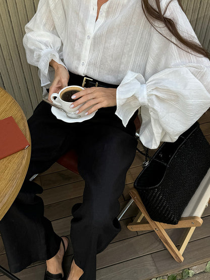 Loose shirt