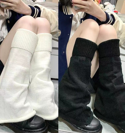 loose socks