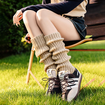loose socks