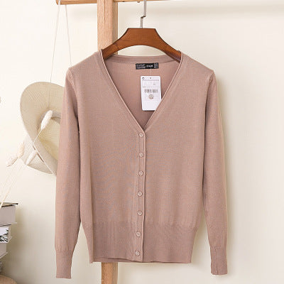 Loose sweaters for spring and autumn
